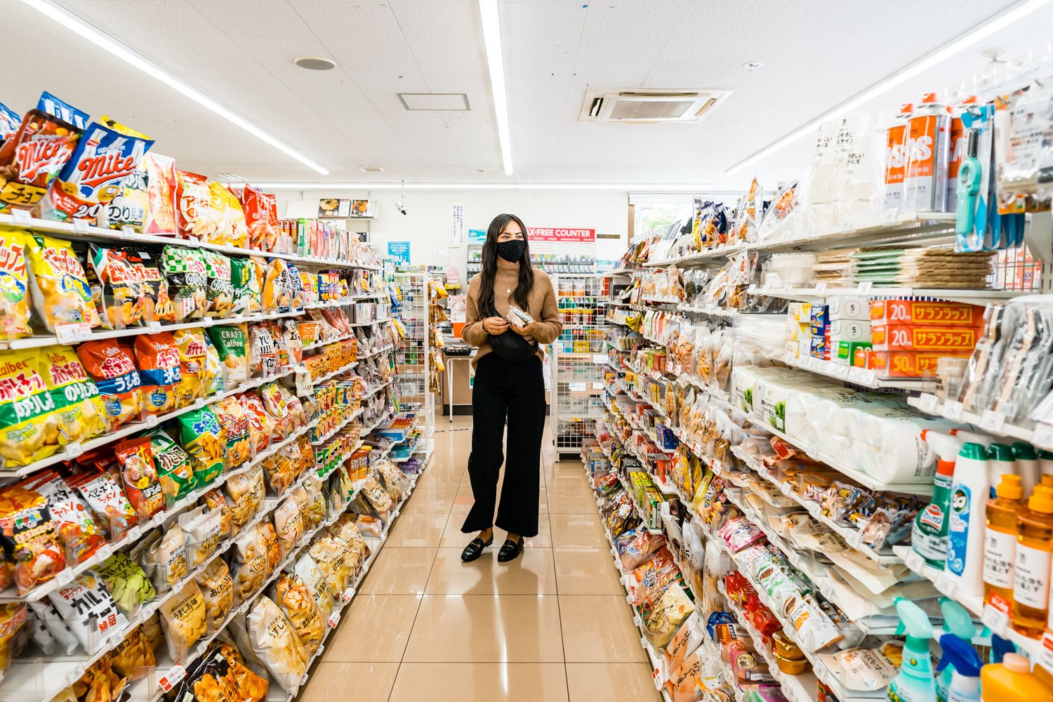 Đến Nhật, nên mua gì ở Konbini?